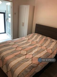 1 bedroom in a house share to rent, Marion Steet, Cardiff, CF24