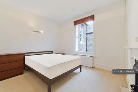 3 bedroom flat to rent, Downe Mansions, London, NW6