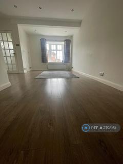 undefined, Cygnet Close, Northwood, HA6
