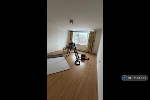 3 bedroom terraced house to rent, Wetherlam Close, Nottingham, NG2