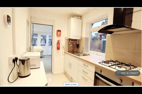 1 bedroom in a house share to rent, Browngraves Road, Hayes, UB3