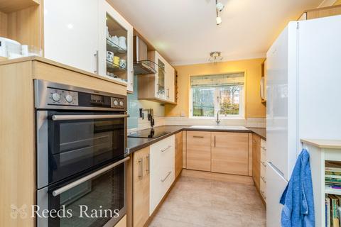 3 bedroom detached house for sale, Kingsmead, Lancashire PR7