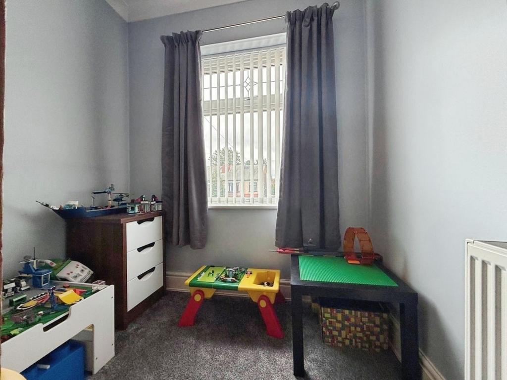 Pbox-bedroom-325206.jpg