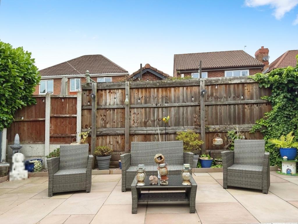 Pbox-garden-325206.jpg