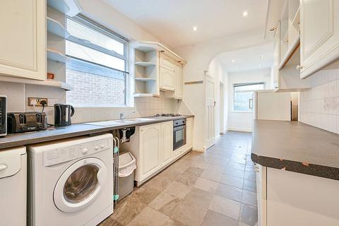 undefined, Tring Avenue, Ealing Common, London, W5