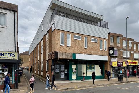 Office to rent, 31-33 Abington Sq Northampton NN1 4AE