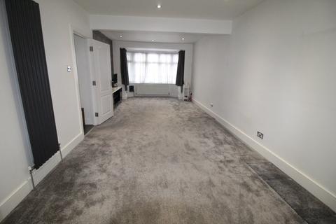 5 bedroom end of terrace house to rent, Turner Road, Edgware, HA8