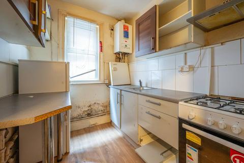 2 bedroom flat for sale, Katherine Road, Forest Gate, London, E7