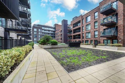 1 bedroom flat for sale, Highland Street, Stratford, London, E15