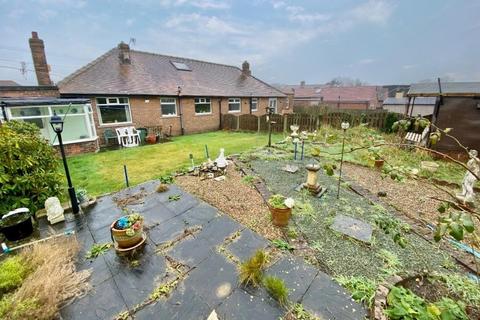 2 bedroom semi-detached bungalow for sale, Hepworth Drive, Mirfield