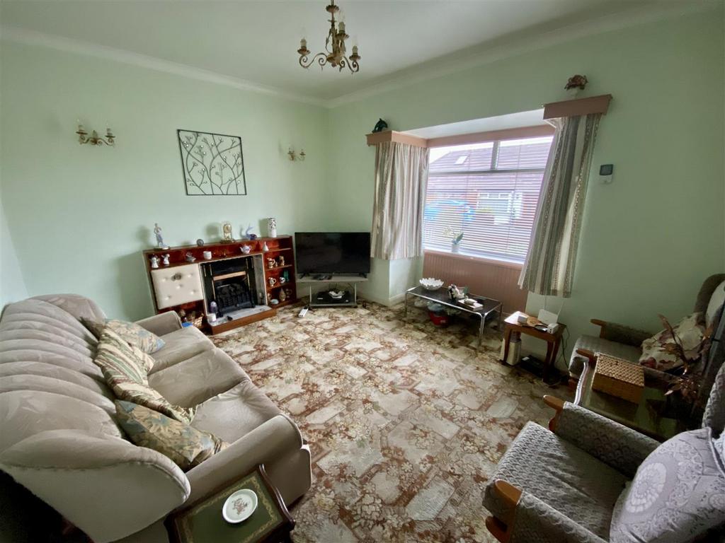 Bramleys Estate Agents - Hepworth Drive - Mirfield
