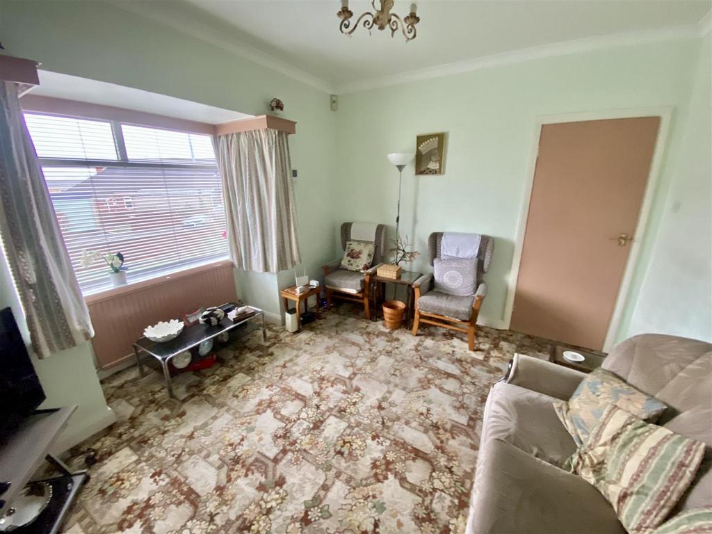 Bramleys Estate Agents - Hepworth Drive - Mirfield