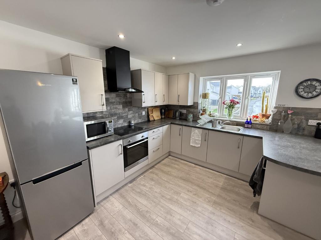 Large Lounge/Kitchen/Dining Room