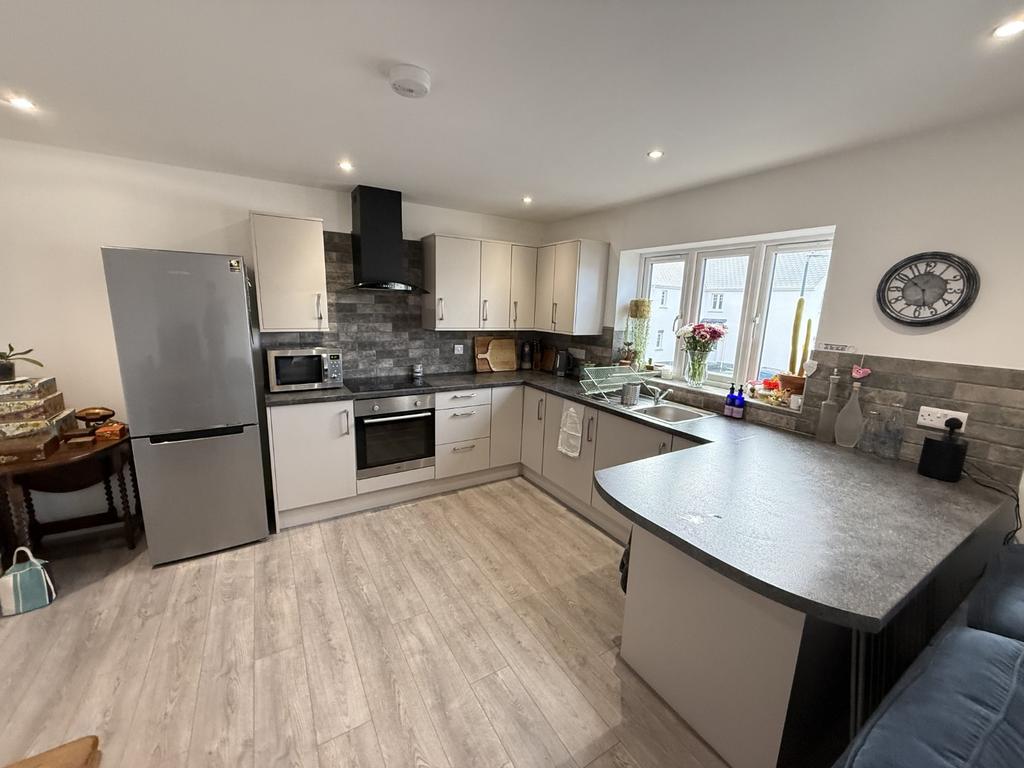 Large Lounge/Kitchen/Dining Room
