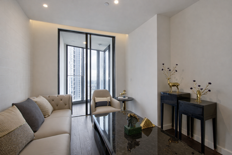 2 bedroom apartment to rent, Bondway, London SW8