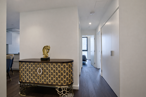 2 bedroom apartment to rent, Bondway, London SW8