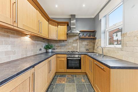 2 bedroom terraced house for sale, Rose Avenue, Leeds, LS18