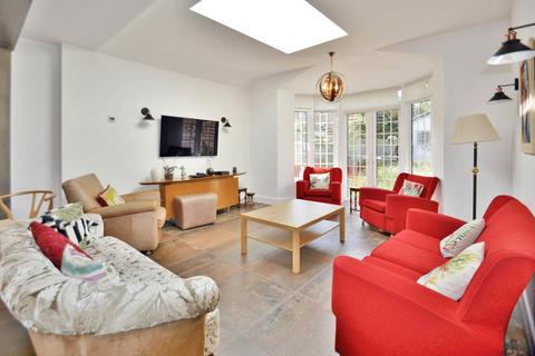 undefined, Barrowgate Road, London W4