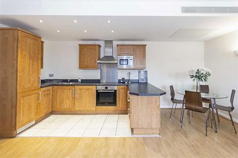 2 bedroom flat to rent, Great Dover Street, London SE1