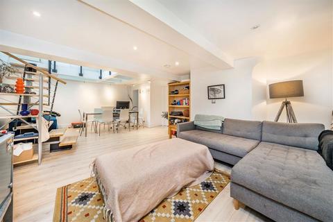 undefined, Grange Road, London SE1