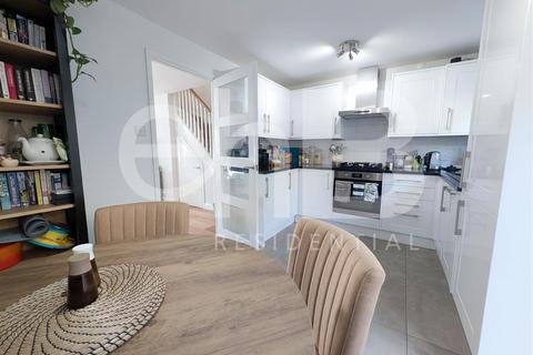 undefined, Combroke Grove, Hatton Park, Warwick
