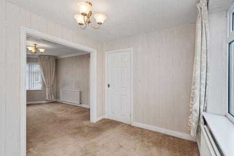 3 bedroom semi-detached house to rent, Woodbank Road, Penketh, WA5