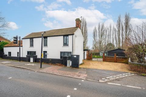 6 bedroom detached house for sale, Beccles Road, Oulton Broad South