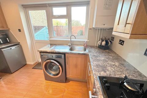 2 bedroom end of terrace house for sale, The Wheatbutts, Eton Wick, Berkshire, SL4