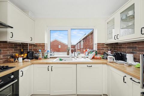2 bedroom flat for sale, Village Road, Enfield