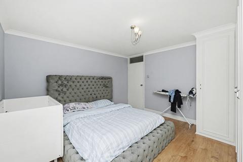 2 bedroom flat for sale, Village Road, Enfield