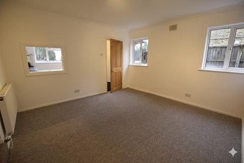 undefined, Western Road, ROMFORD RM1