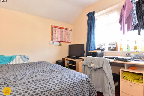 4 bedroom terraced house to rent, Charterhouse, Coventry CV1