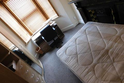 4 bedroom terraced house to rent, Charterhouse, Coventry CV1