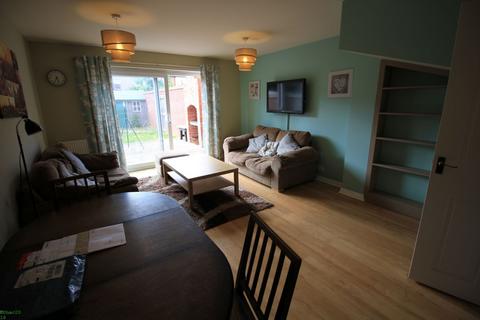 3 bedroom terraced house to rent, Stoke, Coventry CV2