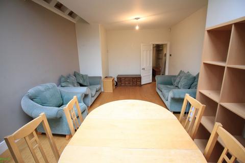 4 bedroom terraced house to rent, Stoke, Coventry CV3