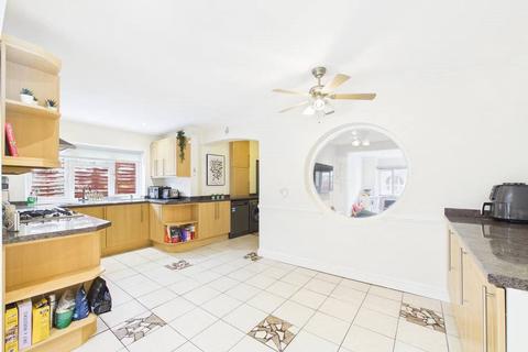 undefined, Elbury Park Road, Worcester, Worcestershire, WR4
