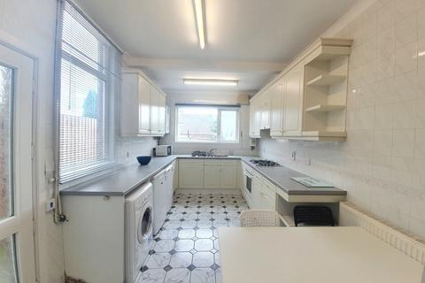 4 bedroom terraced house to rent, Coventry CV5