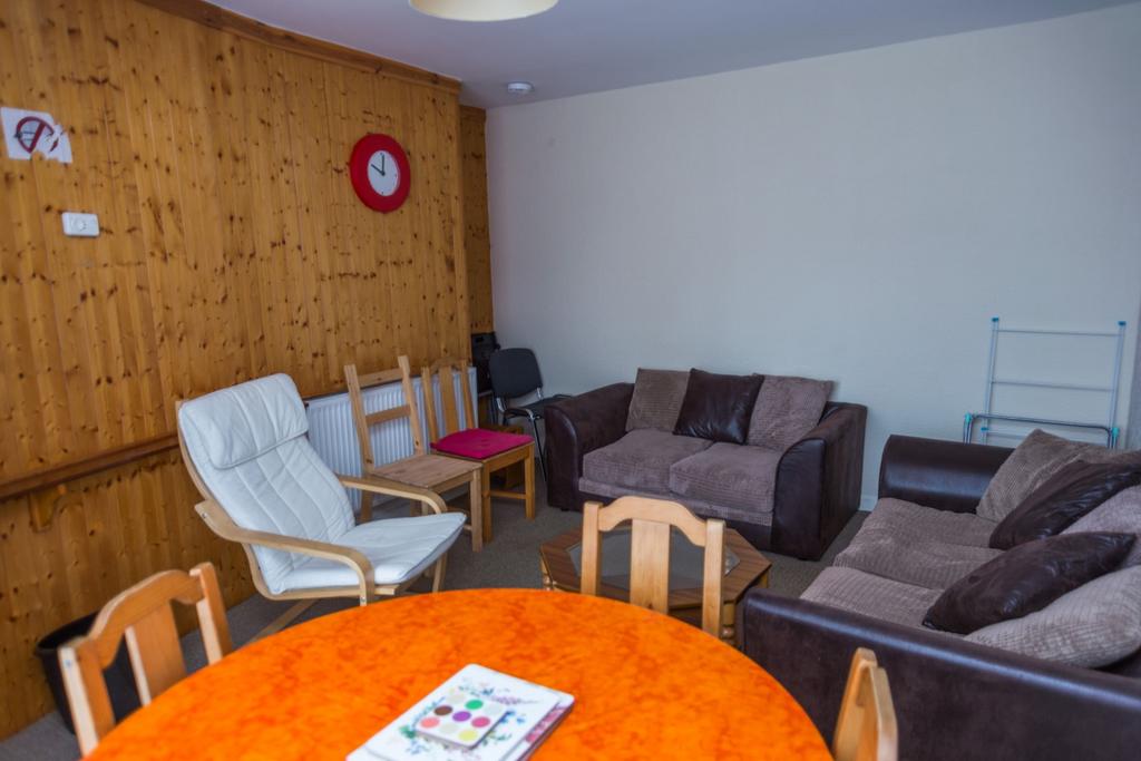 Lounge dinning room