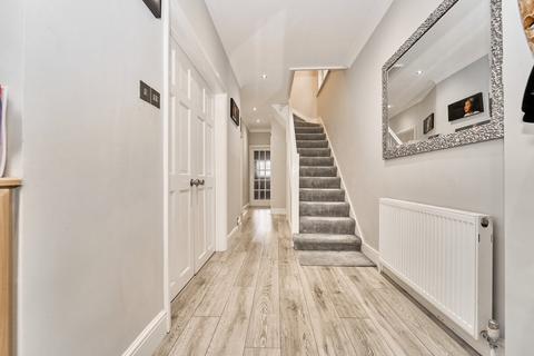 3 bedroom semi-detached house for sale, Vicarage Farm Road, Hounslow, TW5