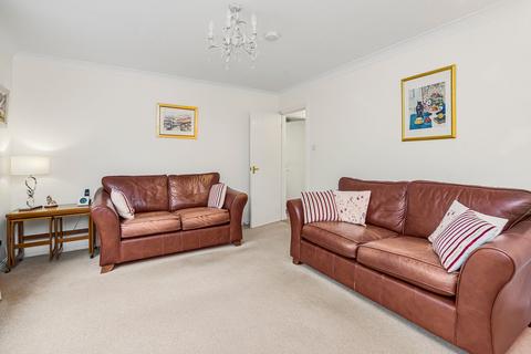 undefined, Ingram Place, Maddiston, FK2