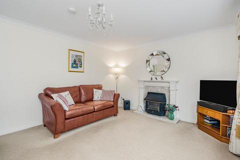undefined, Ingram Place, Maddiston, FK2