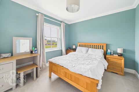 3 bedroom townhouse for sale, Dunlin Drive, Wymondham