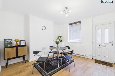3 bedroom end of terrace house for sale, St Rumbold Street, Lincoln, LN2