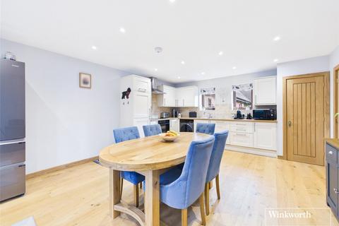 2 bedroom terraced house for sale, Lambourn Road, Speen, Newbury, Berkshire, RG20