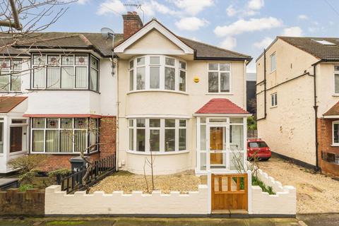 undefined, Springvale Avenue, Brentford TW8
