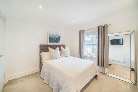 2 bedroom flat for sale, Leigham Avenue, London SW16