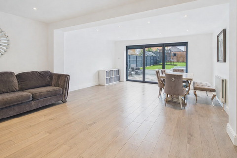 undefined, West Road, Sawbridgeworth CM21