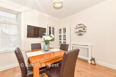 2 bedroom terraced house for sale, Lynn Road, Portsmouth, Hampshire