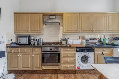 2 bedroom flat for sale, Petherton Road, Islington, London, N5