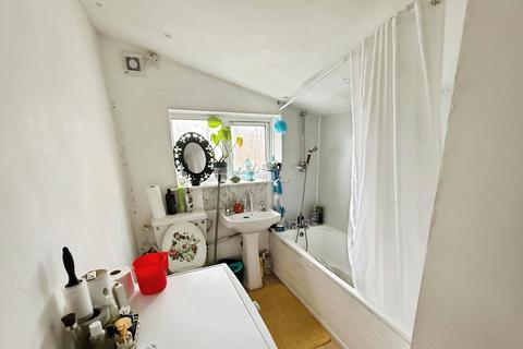 undefined, 44 Lower Hester Street, Semilong, Northampton, Northamptonshire NN2 6BL